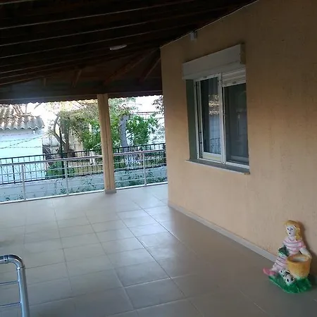度假居 Seaside House *